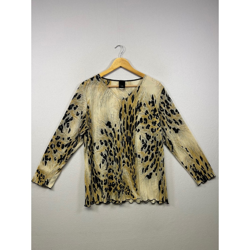 j.t.b. Mobwife Animal Print Womens 1XL Gold Pleated Lettuce Edge V-Neck Blouse